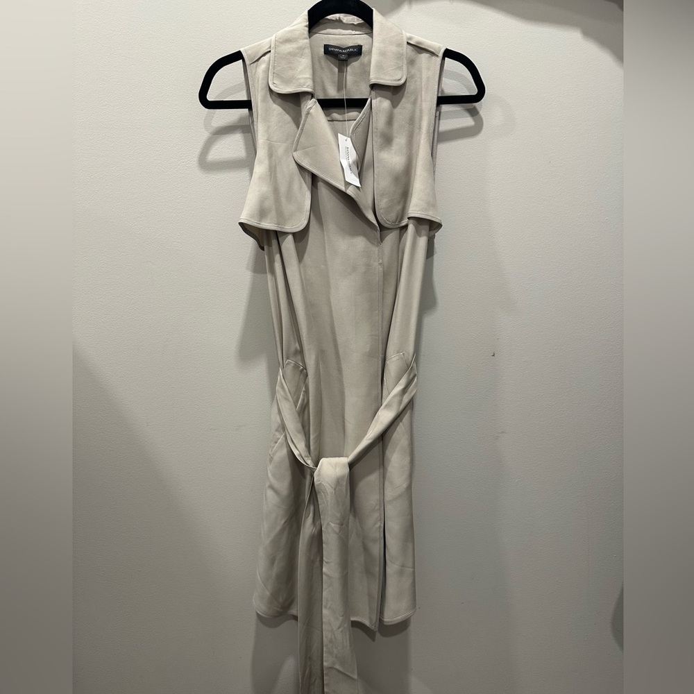 Banana Republic Khaki Dress size 8